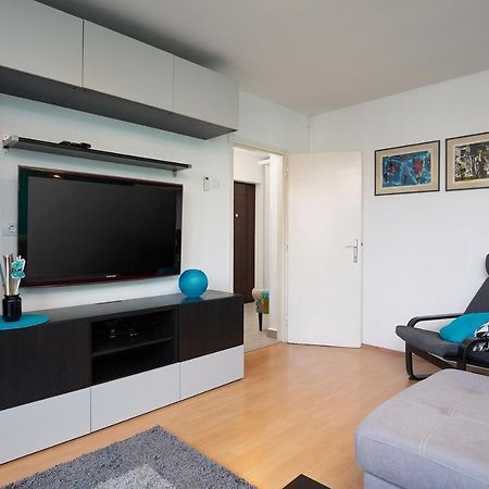 Apartment Kim Pula Bagian luar foto