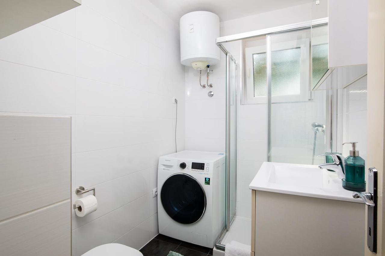 Apartment Kim Pula Bagian luar foto